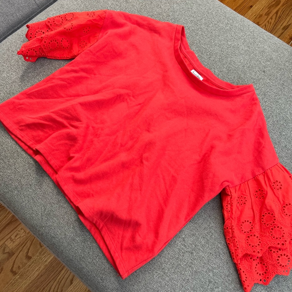 Cropped Fleece Lined Lace Sleeve Red Top